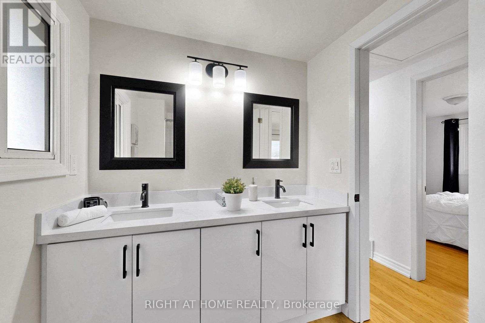 343 Fairlawn Street, Oshawa, Ontario  L1J 4R2 - Photo 24 - E13125362