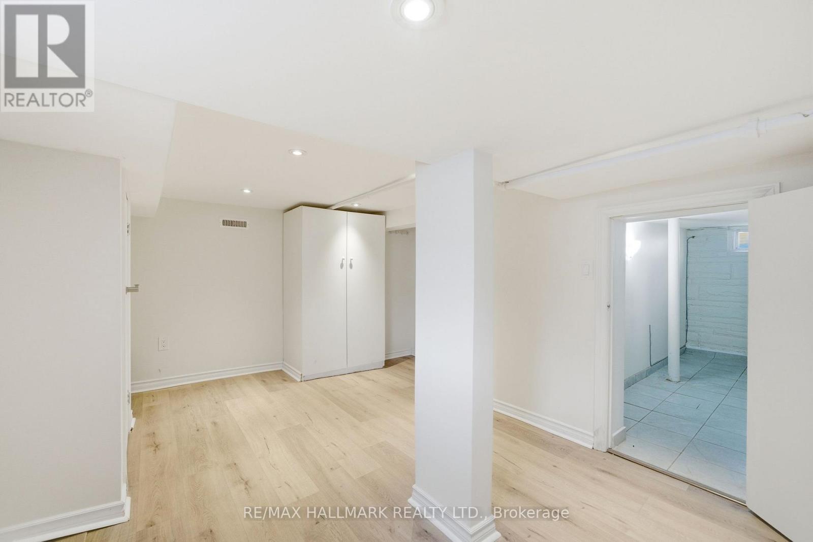 1002 Victoria Park Avenue, Toronto, Ontario  M4B 2J6 - Photo 41 - E13168706