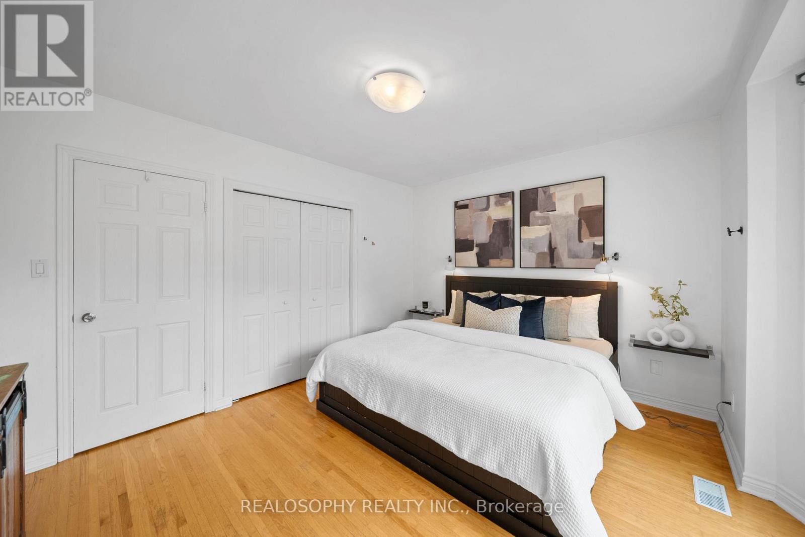 118 Ivy Avenue, Toronto, Ontario  M4L 2H7 - Photo 20 - E13168782