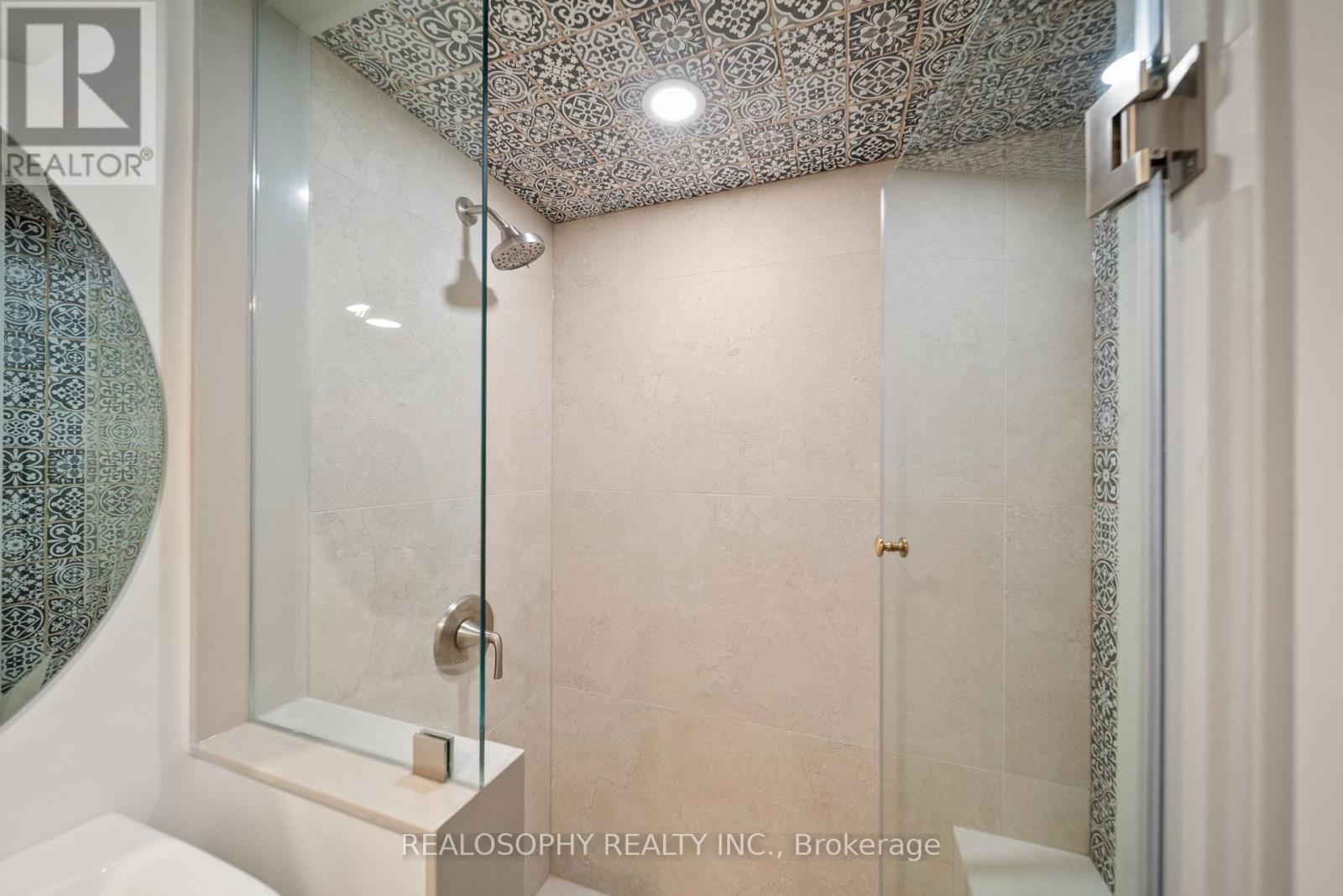 118 Ivy Avenue, Toronto, Ontario  M4L 2H7 - Photo 31 - E13168782