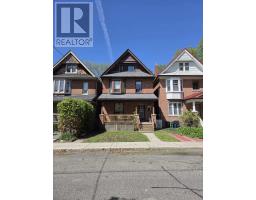 118 FERRIER AVENUE, Toronto, Ontario