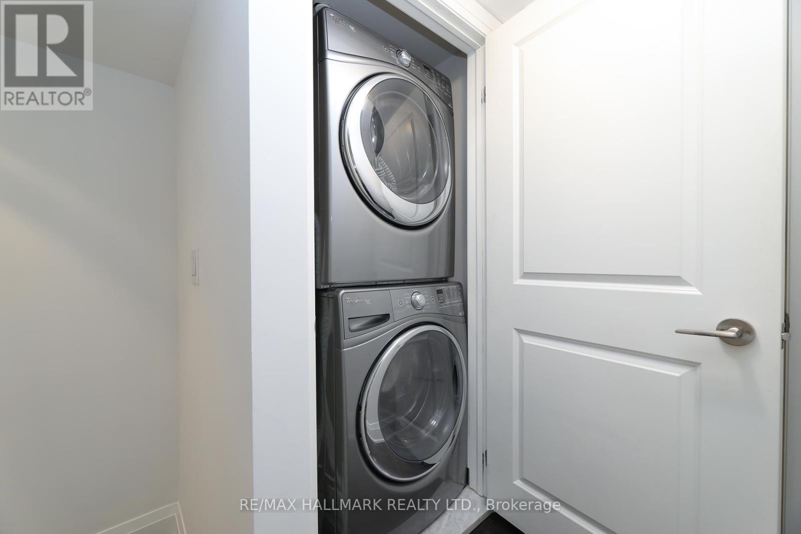 F - 1185 Queen Street E, Toronto, Ontario  M4M 1L6 - Photo 20 - E13168810