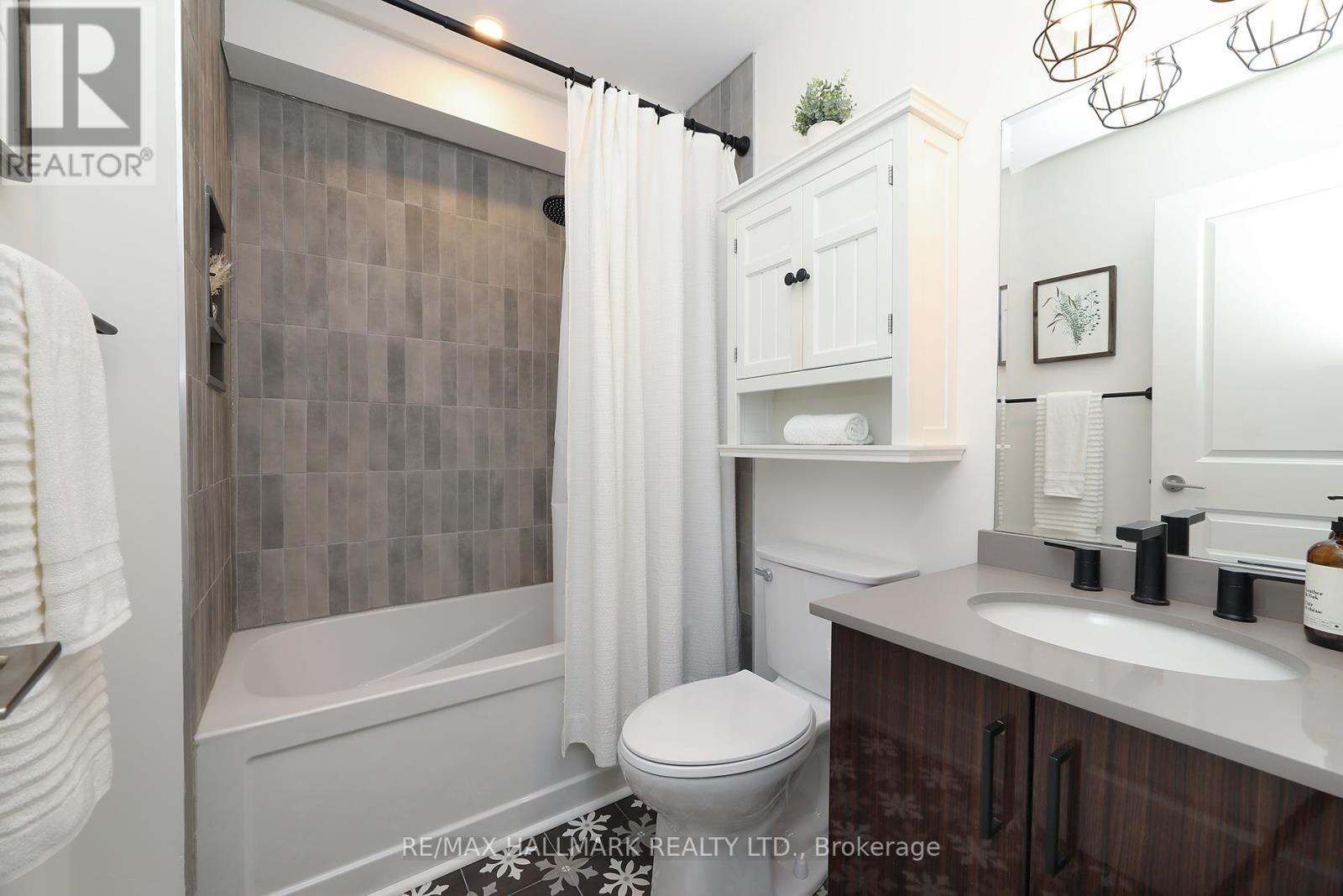 F - 1185 Queen Street E, Toronto, Ontario  M4M 1L6 - Photo 23 - E13168810