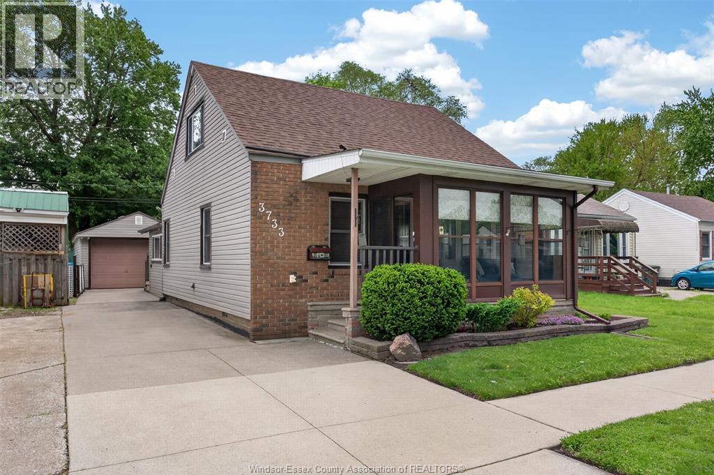 3733 VAUGHAN STREET, Windsor, Ontario