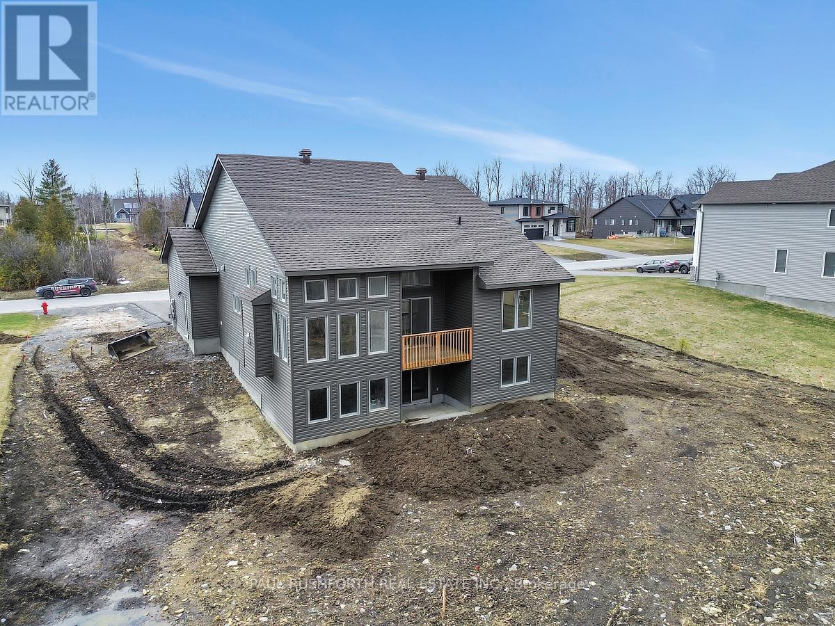 280 Antler Court, Mississippi Mills, Ontario  K0A 1A0 - Photo 3 - X12984404