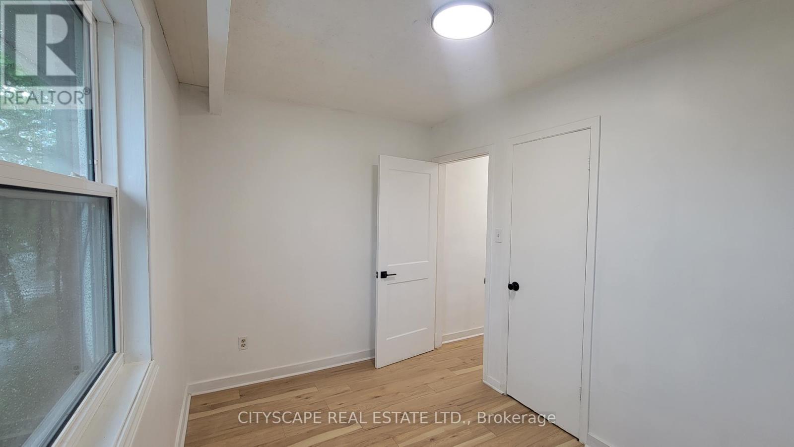 3450 Ellengale Drive, Mississauga, Ontario  L5C 1Z7 - Photo 26 - W13164118