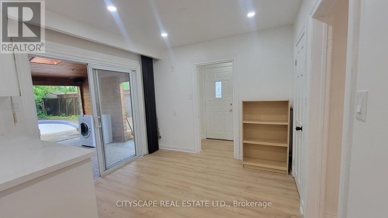 3450 Ellengale Drive, Mississauga, Ontario  L5C 1Z7 - Photo 34 - W13164118