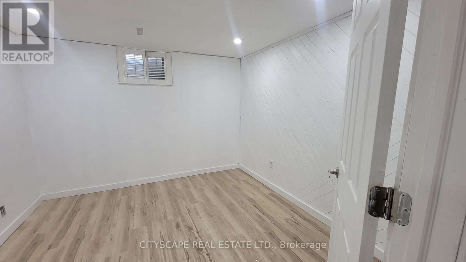 3450 Ellengale Drive, Mississauga, Ontario  L5C 1Z7 - Photo 42 - W13164118