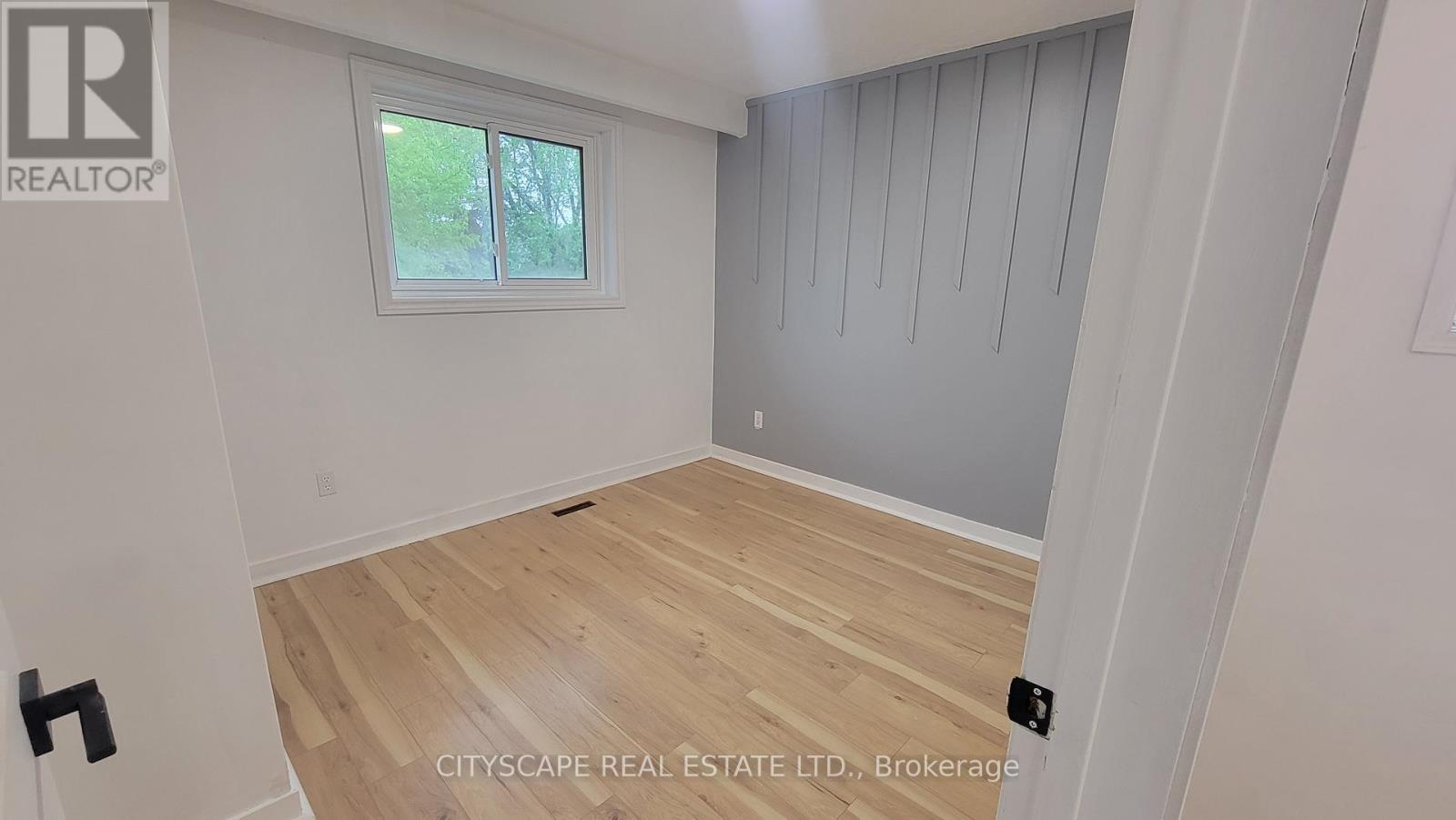 3450 Ellengale Drive, Mississauga, Ontario  L5C 1Z7 - Photo 21 - W13164118