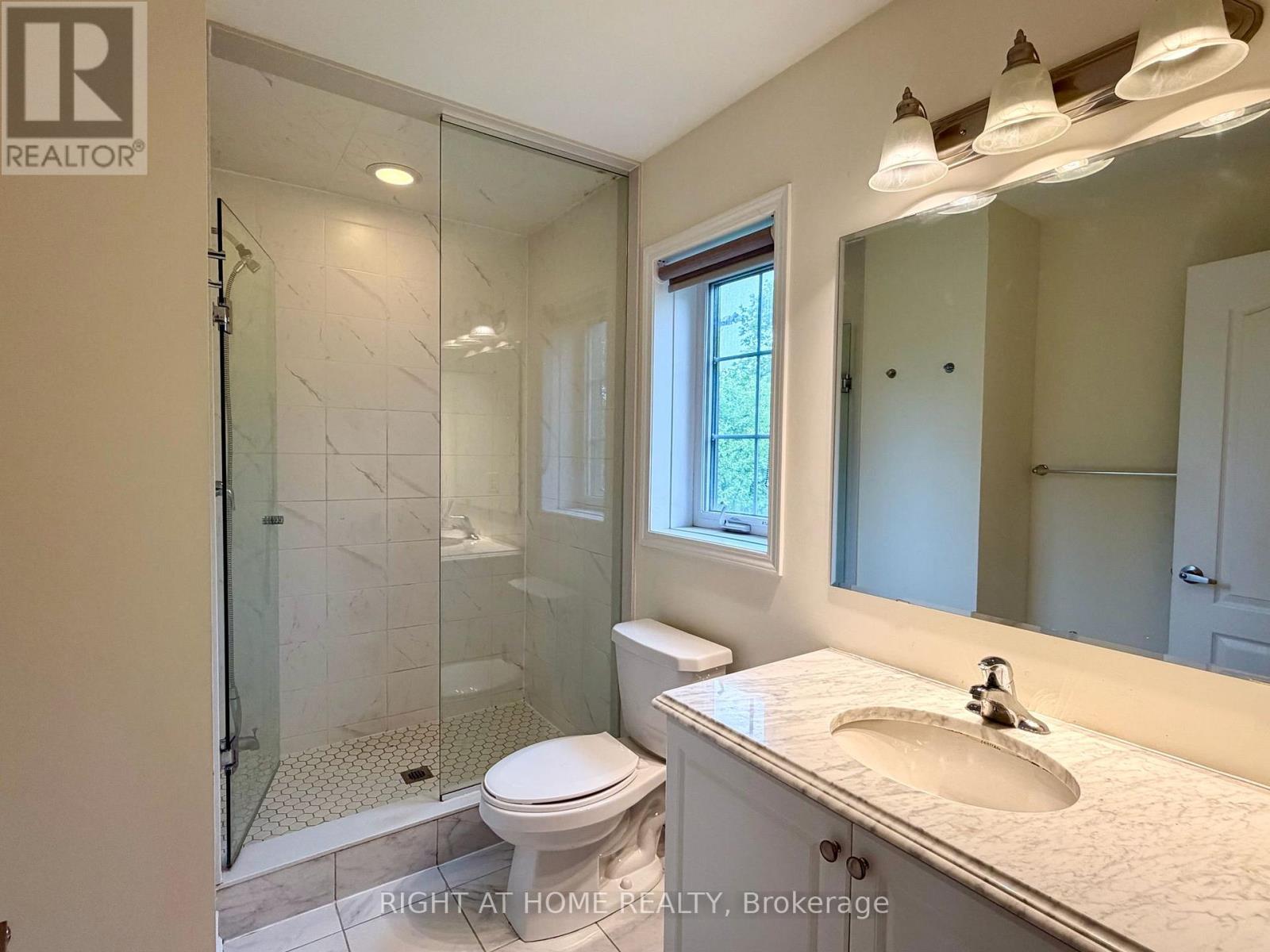 95 Mcalister Avenue, Richmond Hill, Ontario  L4S 0L2 - Photo 16 - N13168938
