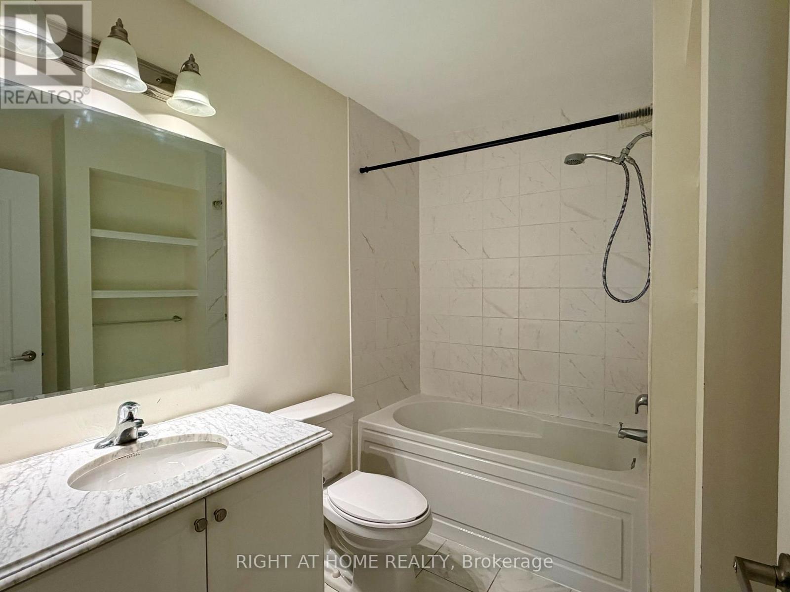 95 Mcalister Avenue, Richmond Hill, Ontario  L4S 0L2 - Photo 19 - N13168938