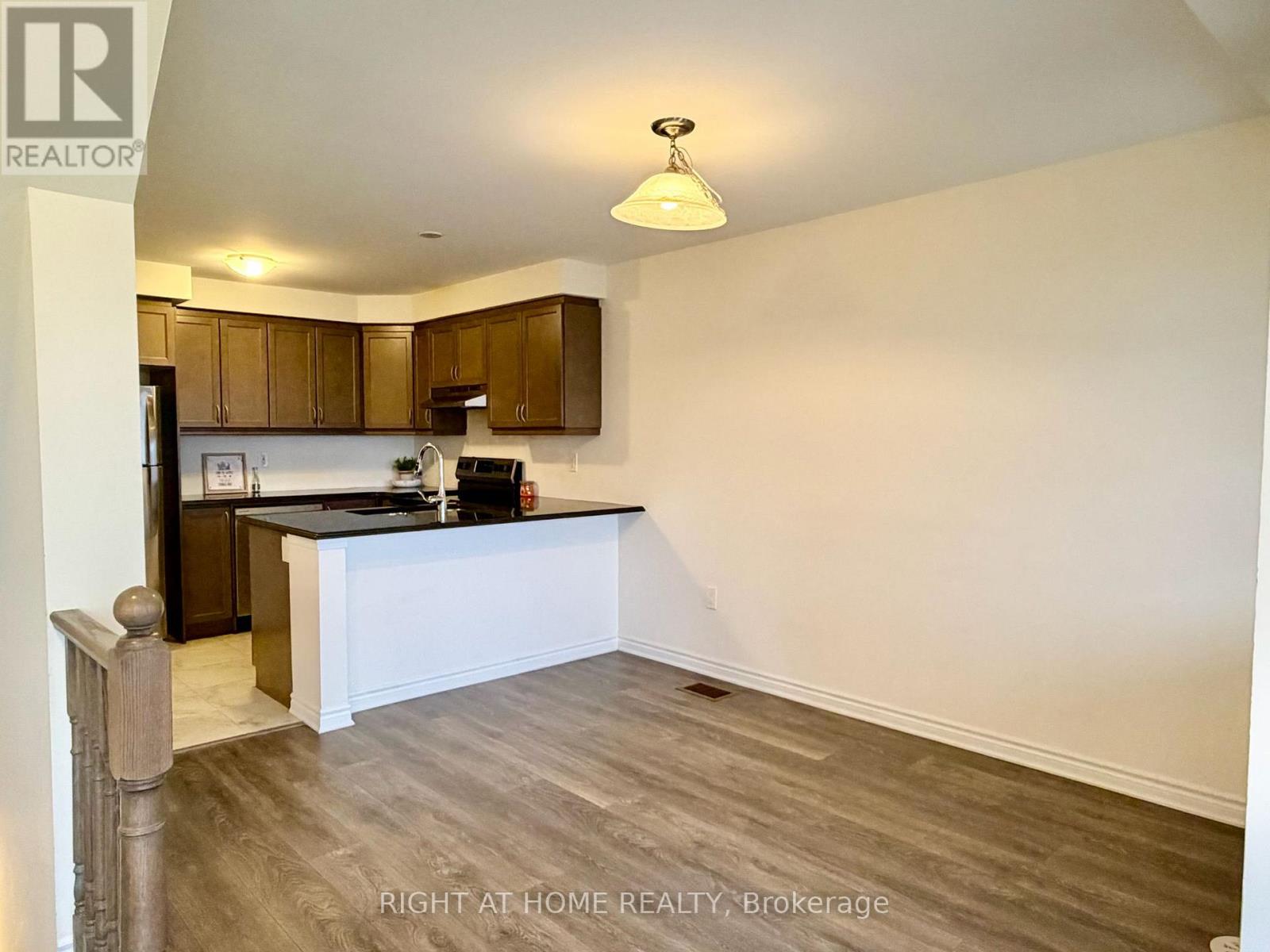 95 Mcalister Avenue, Richmond Hill, Ontario  L4S 0L2 - Photo 8 - N13168938