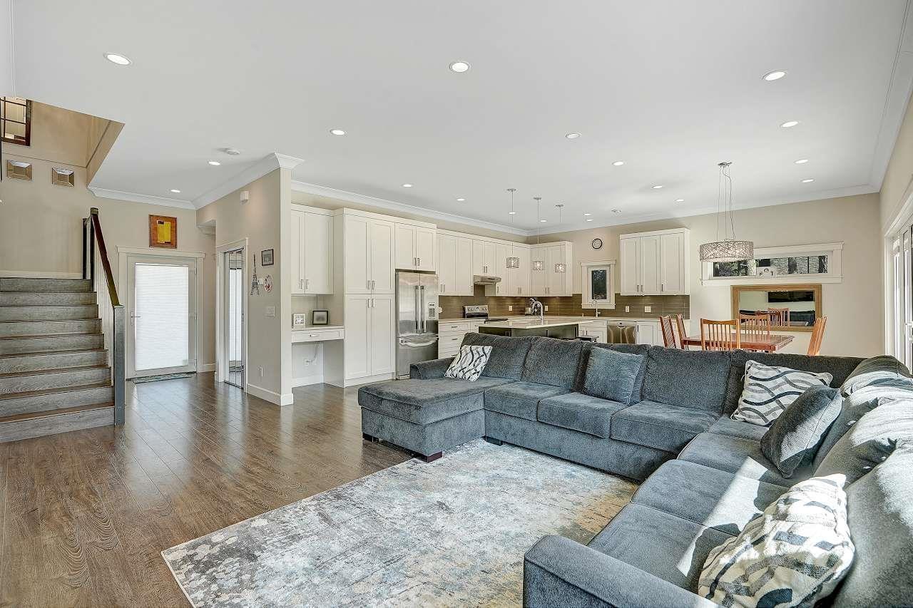 20210 28 Avenue, Langley, British Columbia  V2Z 2B9 - Photo 3 - R3127129