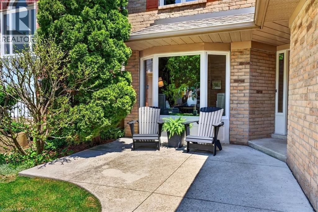 799 Hawkins Crescent, Burlington, Ontario  L7S 2C2 - Photo 3 - 40829044