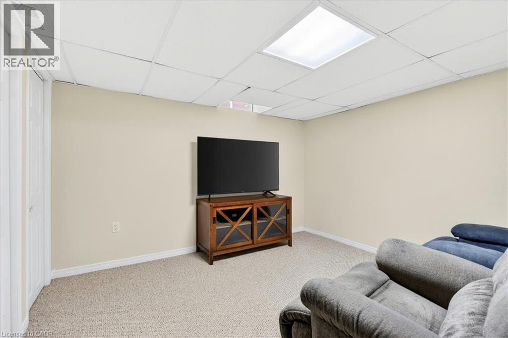 799 Hawkins Crescent, Burlington, Ontario  L7S 2C2 - Photo 32 - 40829044