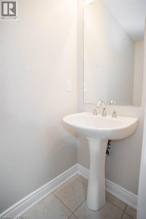 2435 Greenwich Drive Unit# 11, Oakville, Ontario  L6M 0S4 - Photo 9 - 40832692