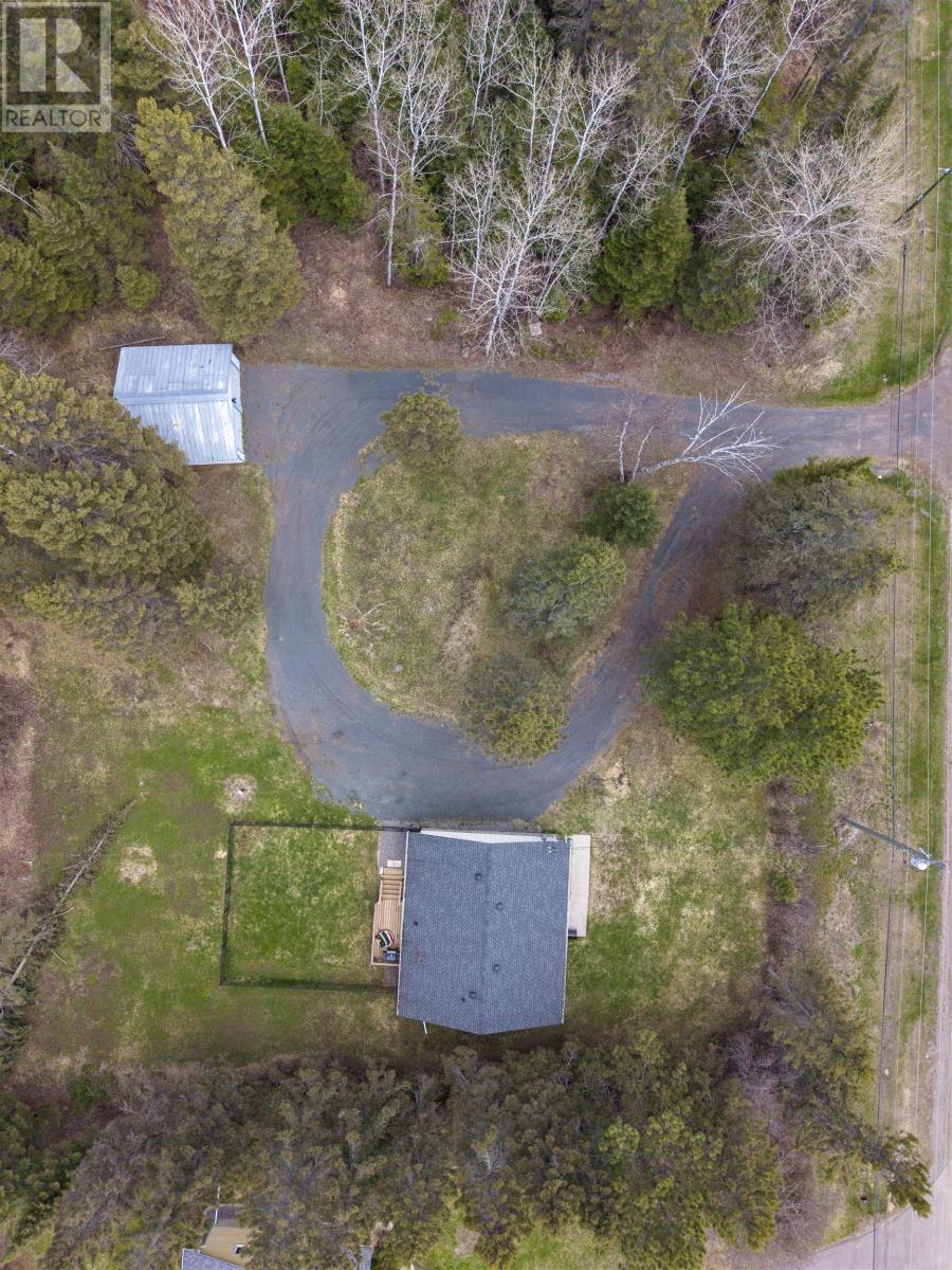 2190 Oliver Road, Thunder Bay, Ontario  P7G 1P9 - Photo 34 - TB2601168