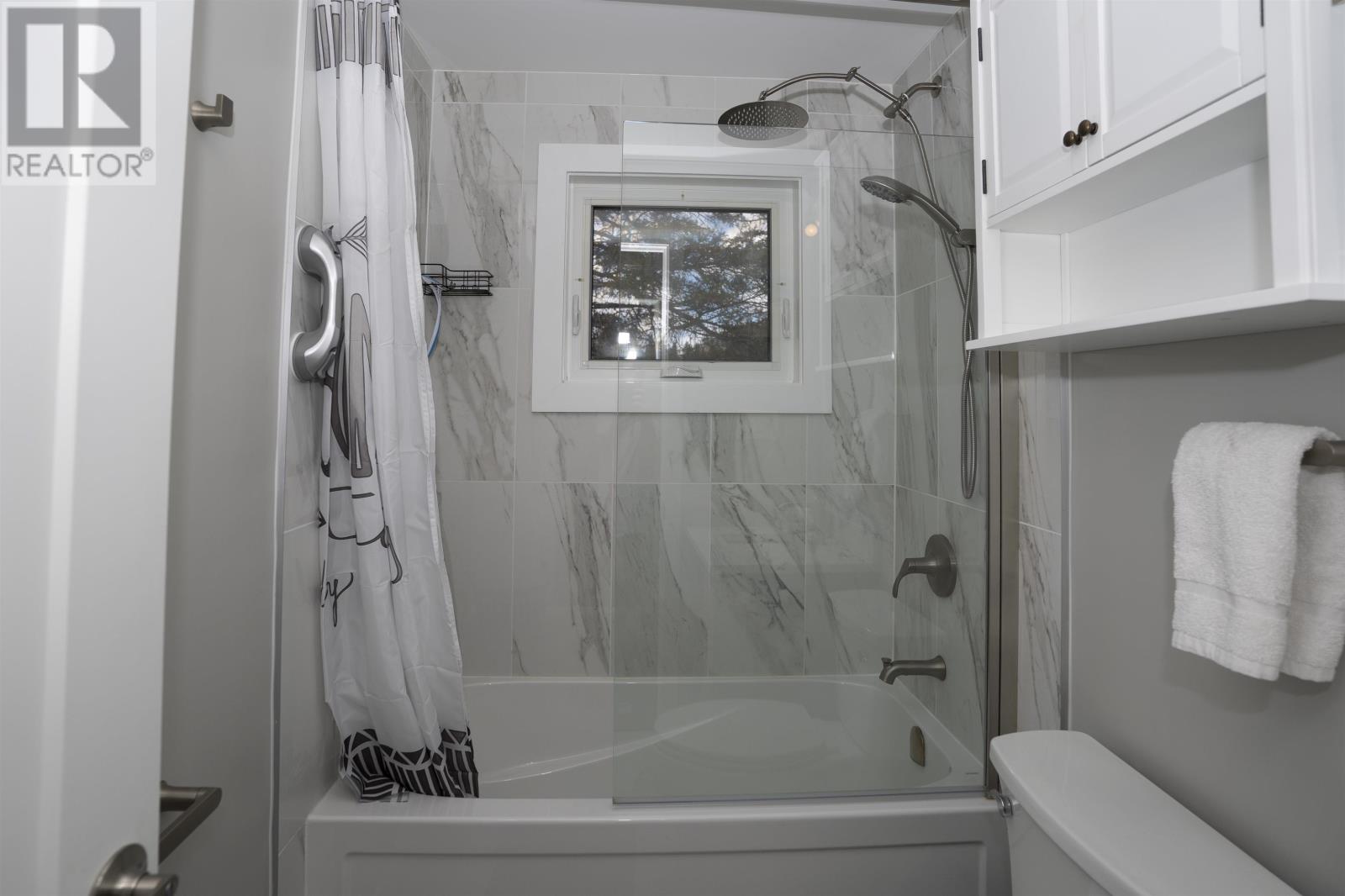 2190 Oliver Road, Thunder Bay, Ontario  P7G 1P9 - Photo 20 - TB2601168