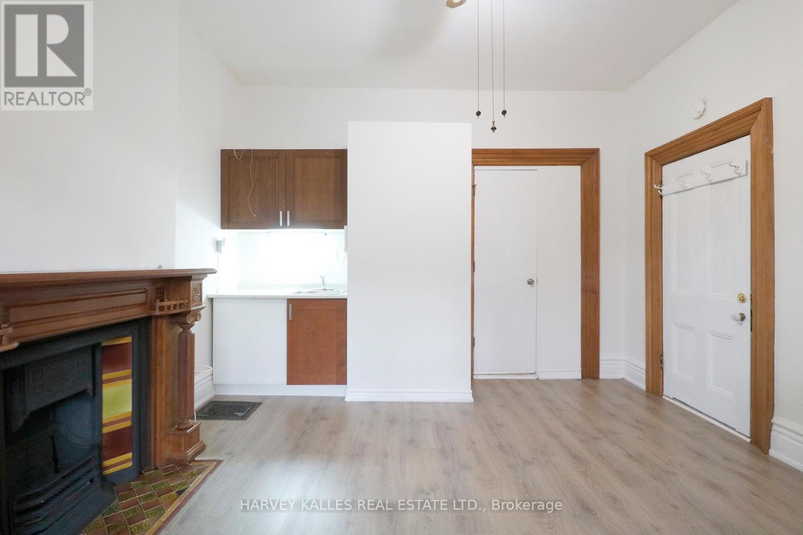 1 - 39 Macdonell Avenue, Toronto, Ontario  M6R 2A3 - Photo 6 - W13168772