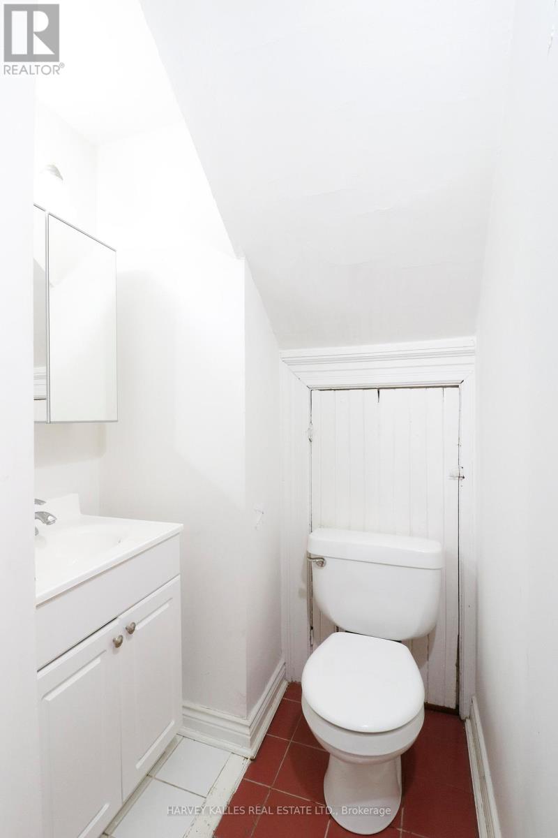 1 - 39 Macdonell Avenue, Toronto, Ontario  M6R 2A3 - Photo 8 - W13168772