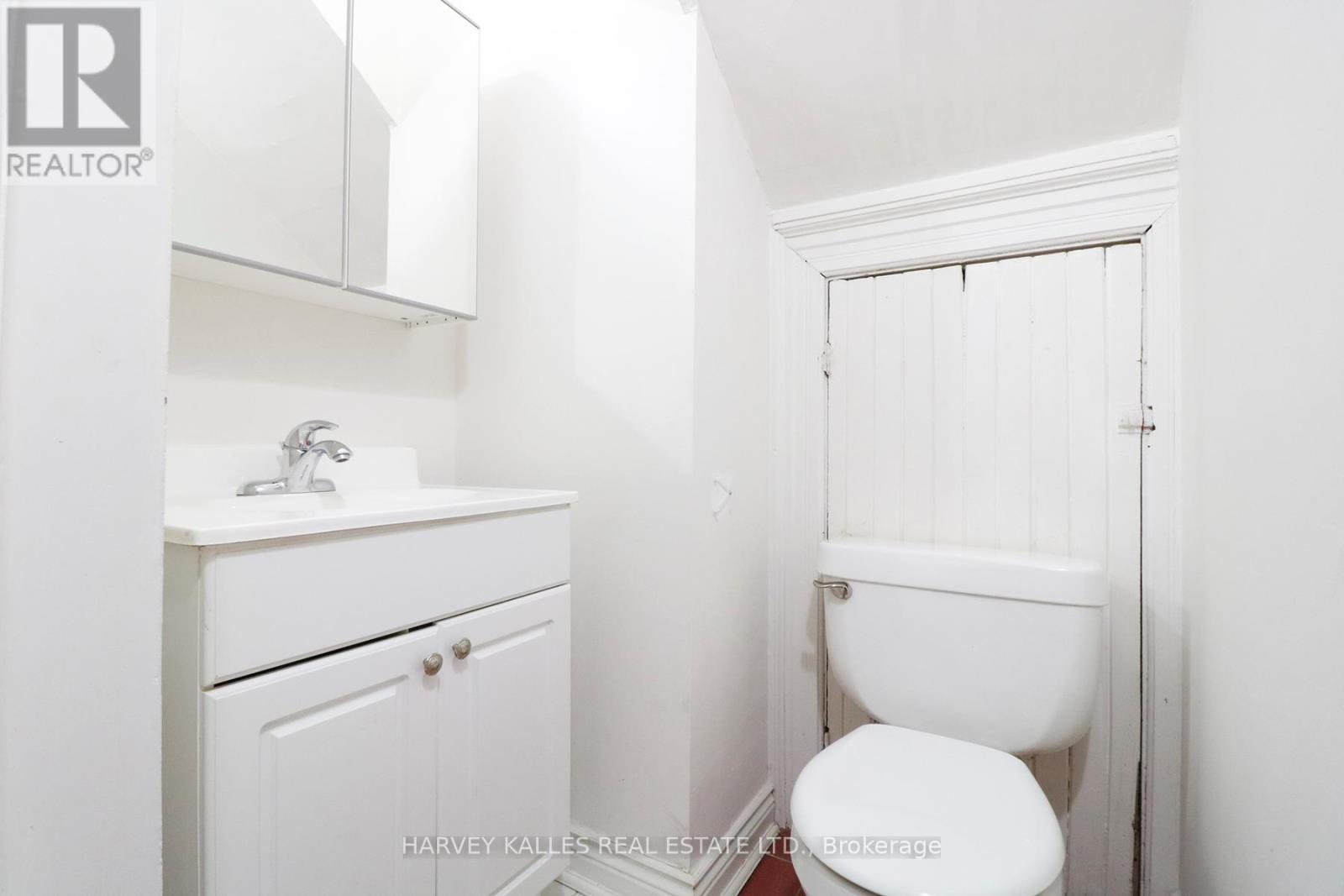 1 - 39 Macdonell Avenue, Toronto, Ontario  M6R 2A3 - Photo 9 - W13168772