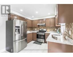 UPPER - 17 ROADMASTER LANE, Brampton, Ontario