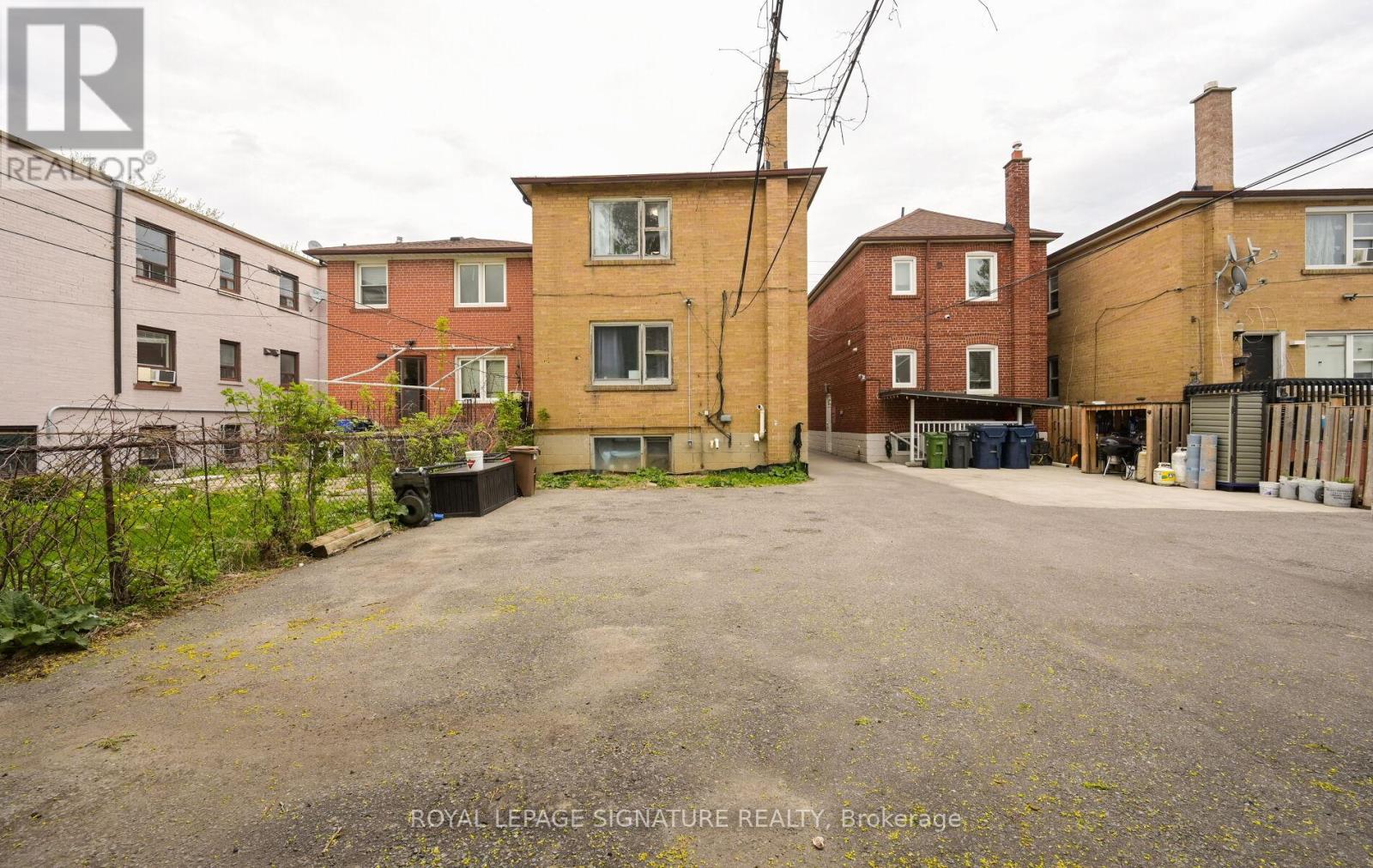 226 Bicknell Avenue, Toronto, Ontario  M6M 4G9 - Photo 28 - W13168894