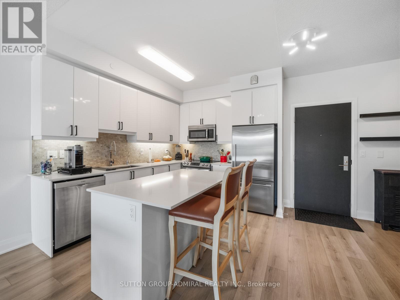606 - 35 Fontenay Court, Toronto, Ontario  M9A 0C4 - Photo 6 - W13168908