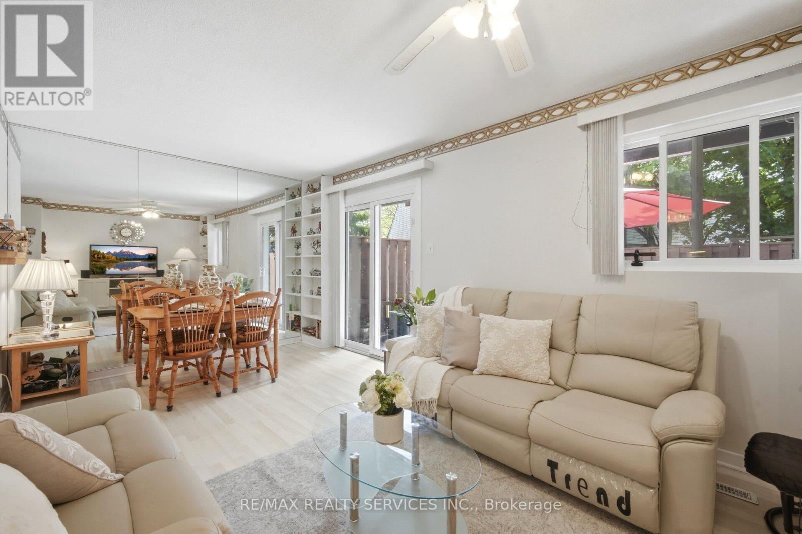 14 Tara Park Crescent, Brampton, Ontario  L6V 3E3 - Photo 10 - W13168968