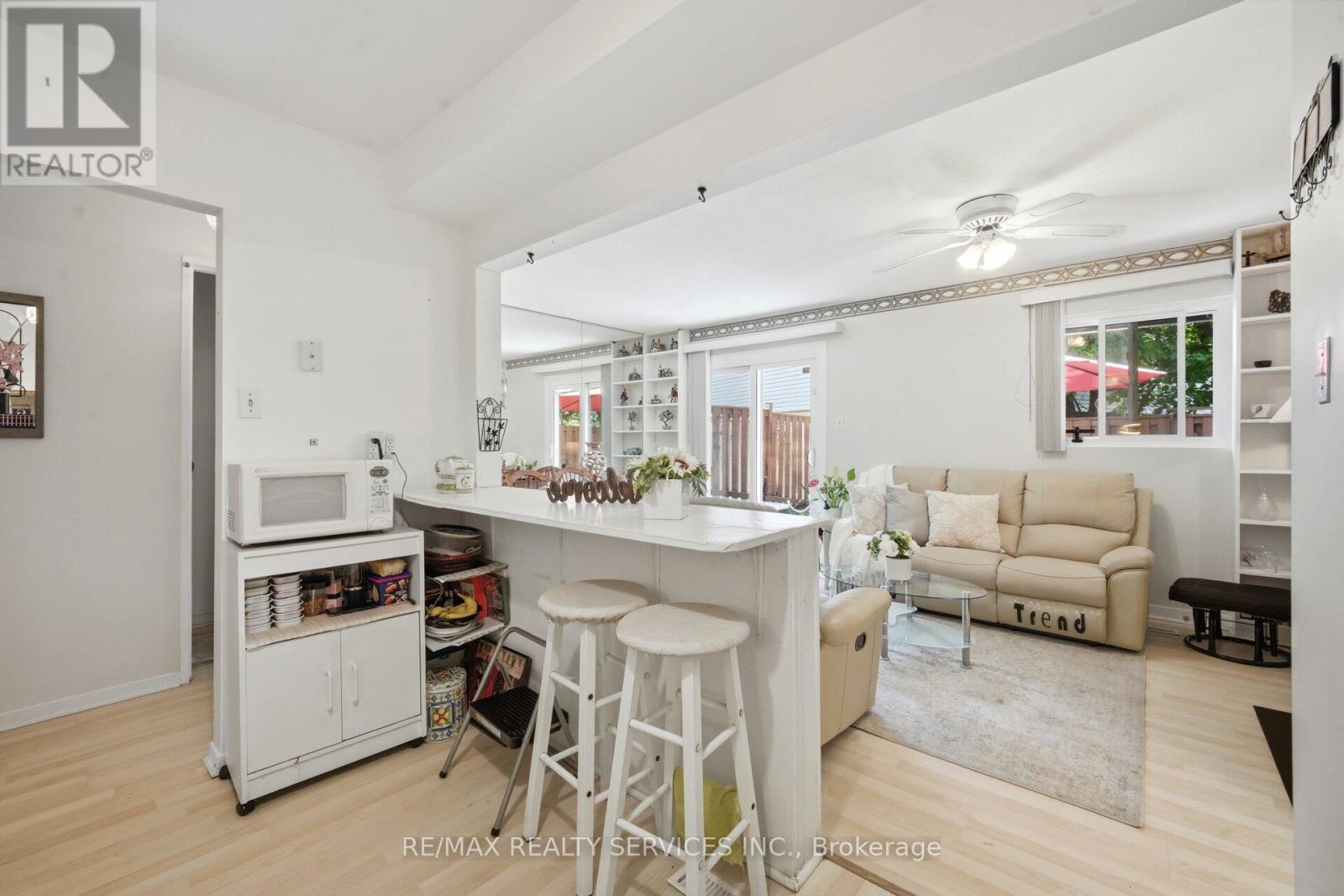 14 Tara Park Crescent, Brampton, Ontario  L6V 3E3 - Photo 17 - W13168968