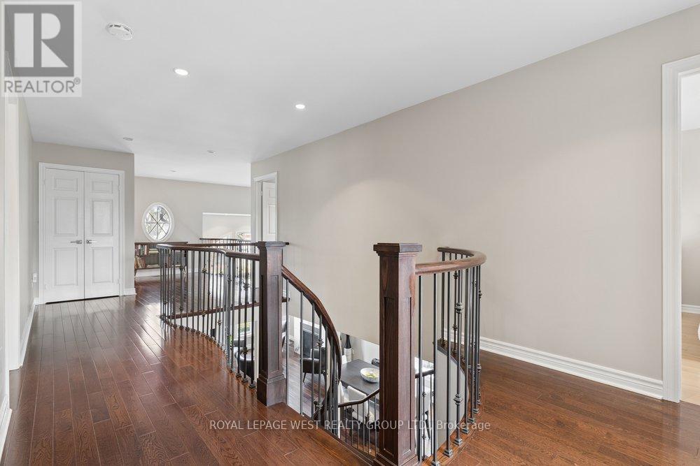 2293 Carpenters Circle, Oakville, Ontario  L6M 3C6 - Photo 32 - W13168972