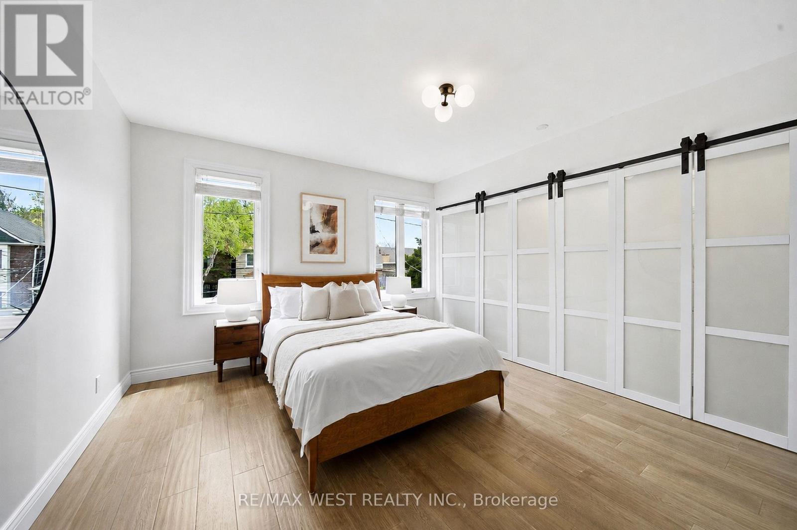 12 Kennedy Avenue, Toronto, Ontario  M6S 2X5 - Photo 13 - W13168978