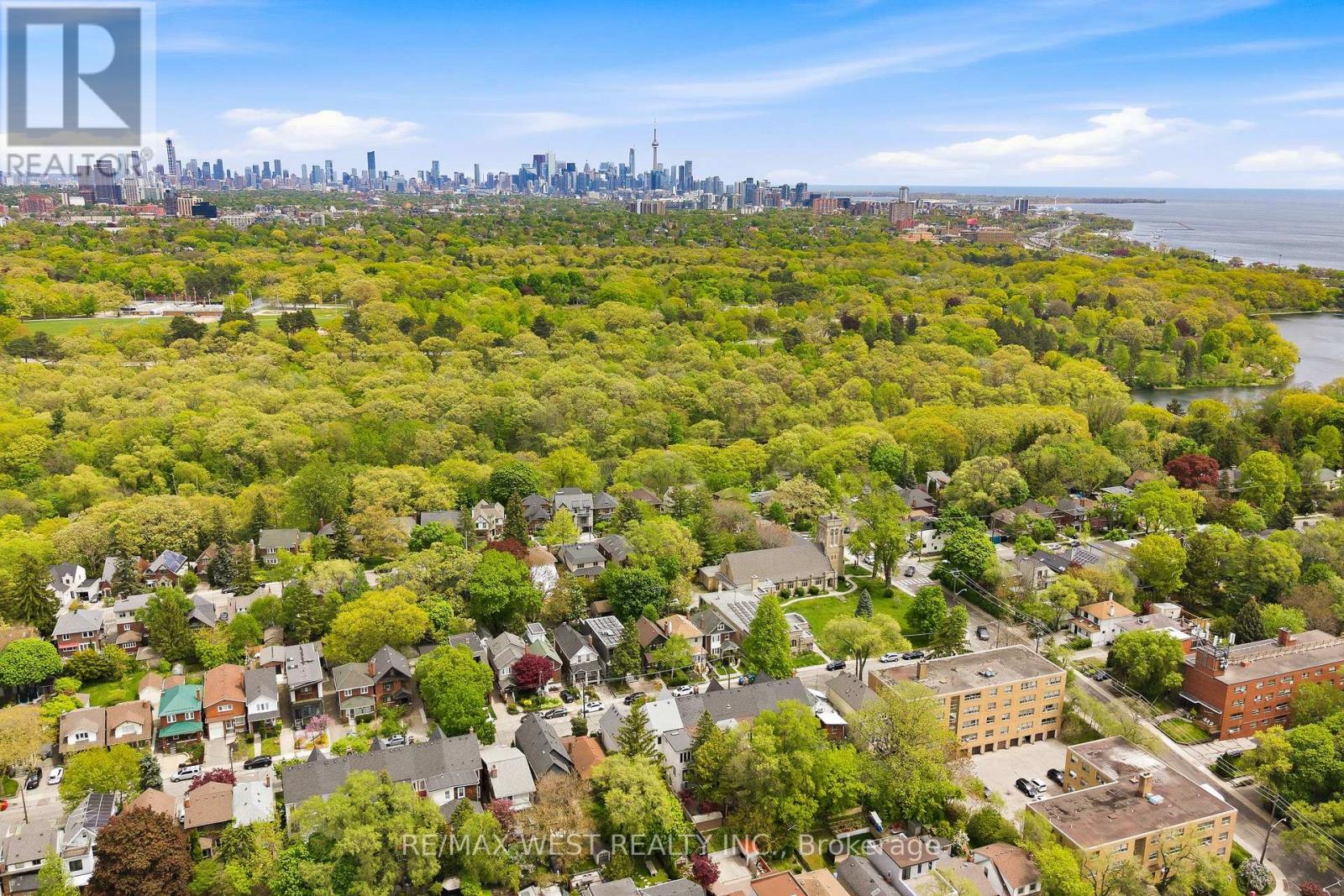 12 Kennedy Avenue, Toronto, Ontario  M6S 2X5 - Photo 22 - W13168978