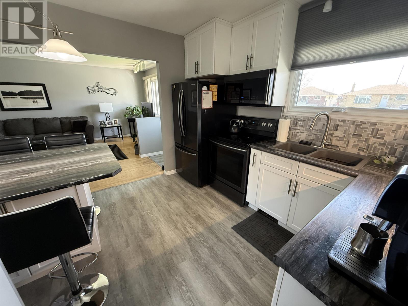 131 Walsh St W, Thunder Bay, Ontario  P7E 4W5 - Photo 5 - TB2601169