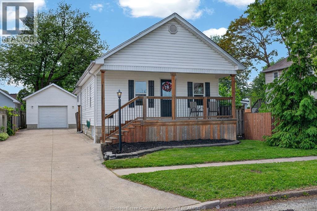 851 ELLROSE AVENUE, Windsor, Ontario