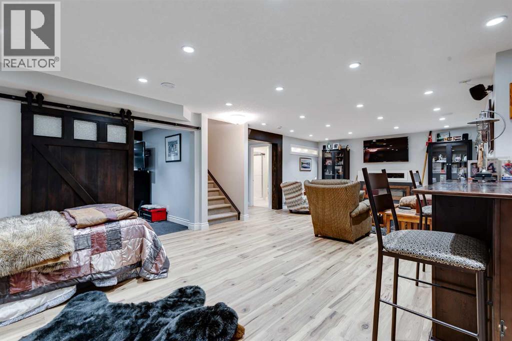 89 Douglasdale Crescent SE, Calgary, Alberta  T2Z 3A2 - Photo 32 - A2314183