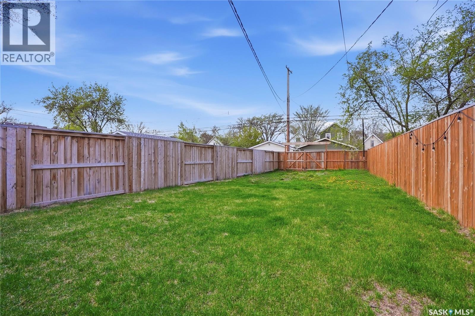 505 F Avenue S, Saskatoon, Saskatchewan  S7M 1T6 - Photo 24 - SK036935