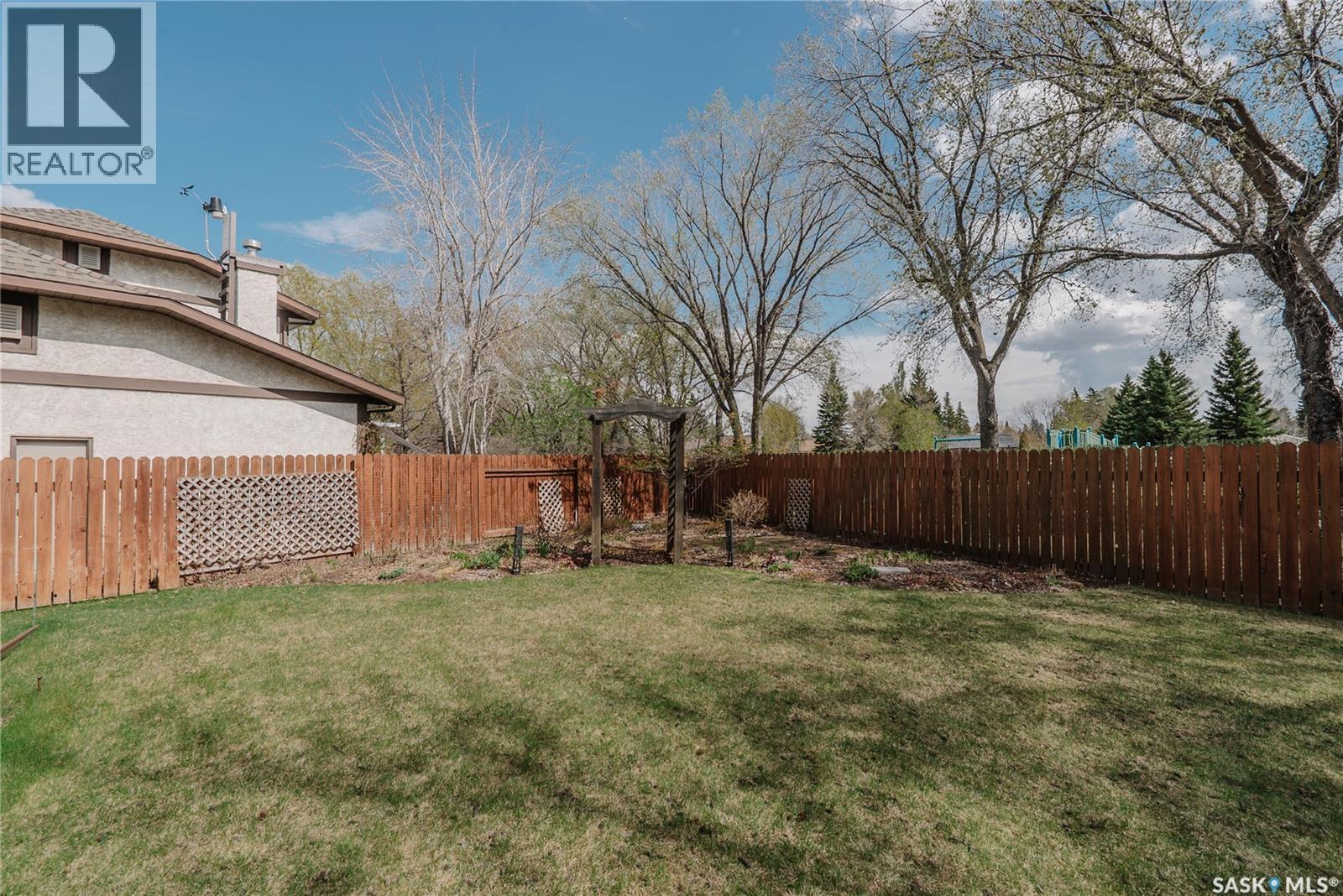 209 Badger Court, Saskatoon, Saskatchewan  S7N 2X2 - Photo 44 - SK036834