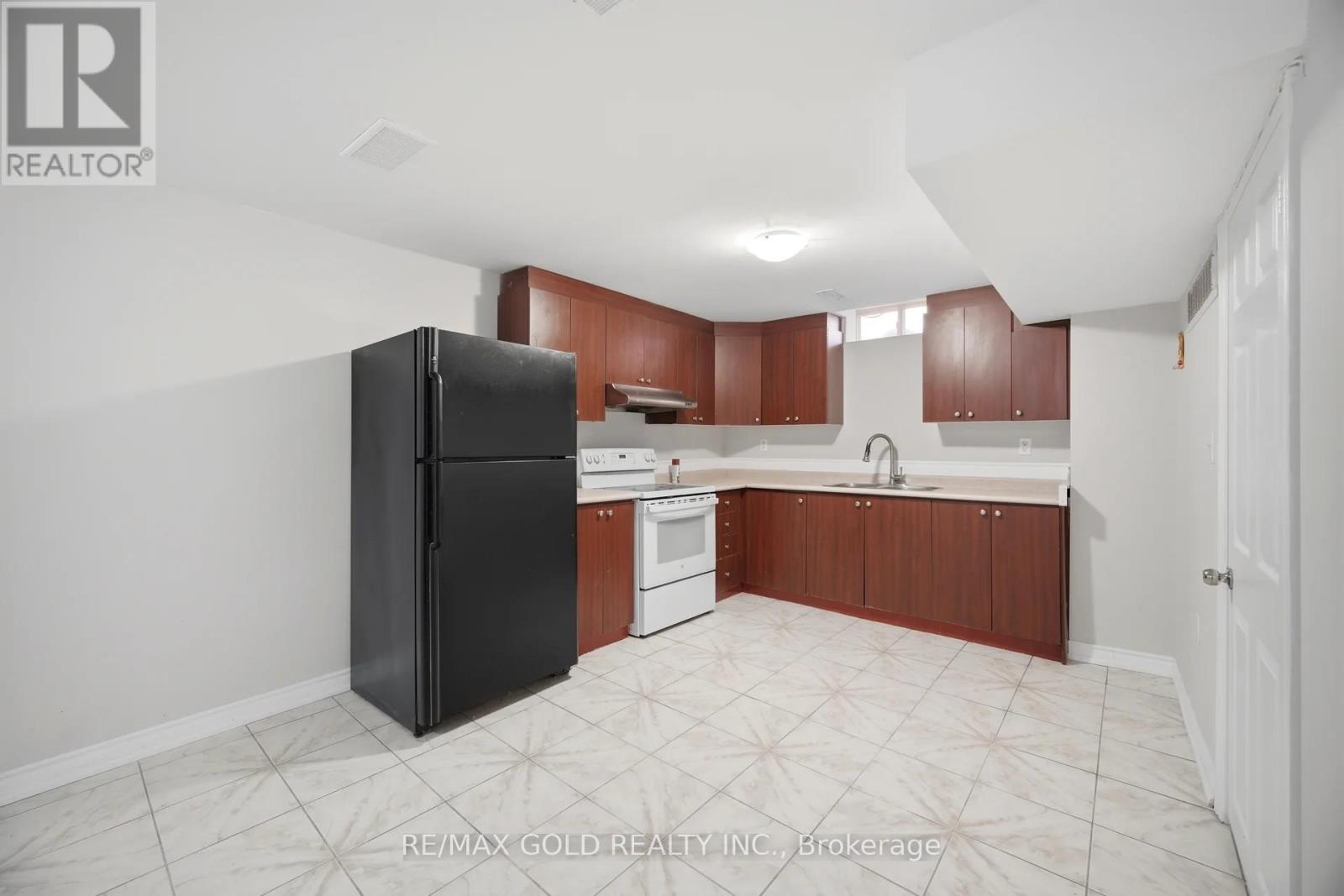 26 Gorevale Drive, Brampton, Ontario  L6P 1N9 - Photo 27 - W13150418