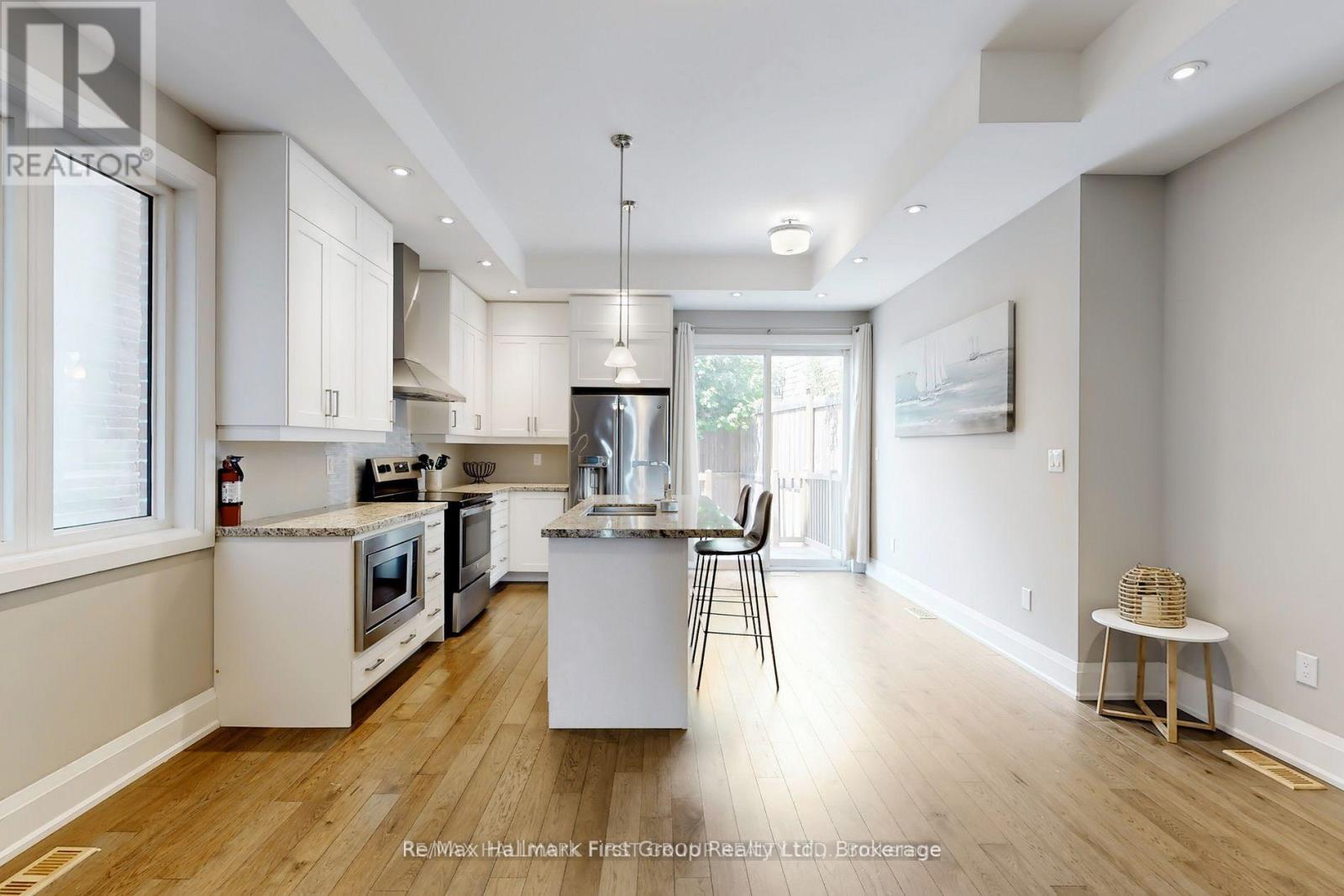 2 Helen Avenue, Toronto, Ontario  M6N 2B4 - Photo 2 - W13169000