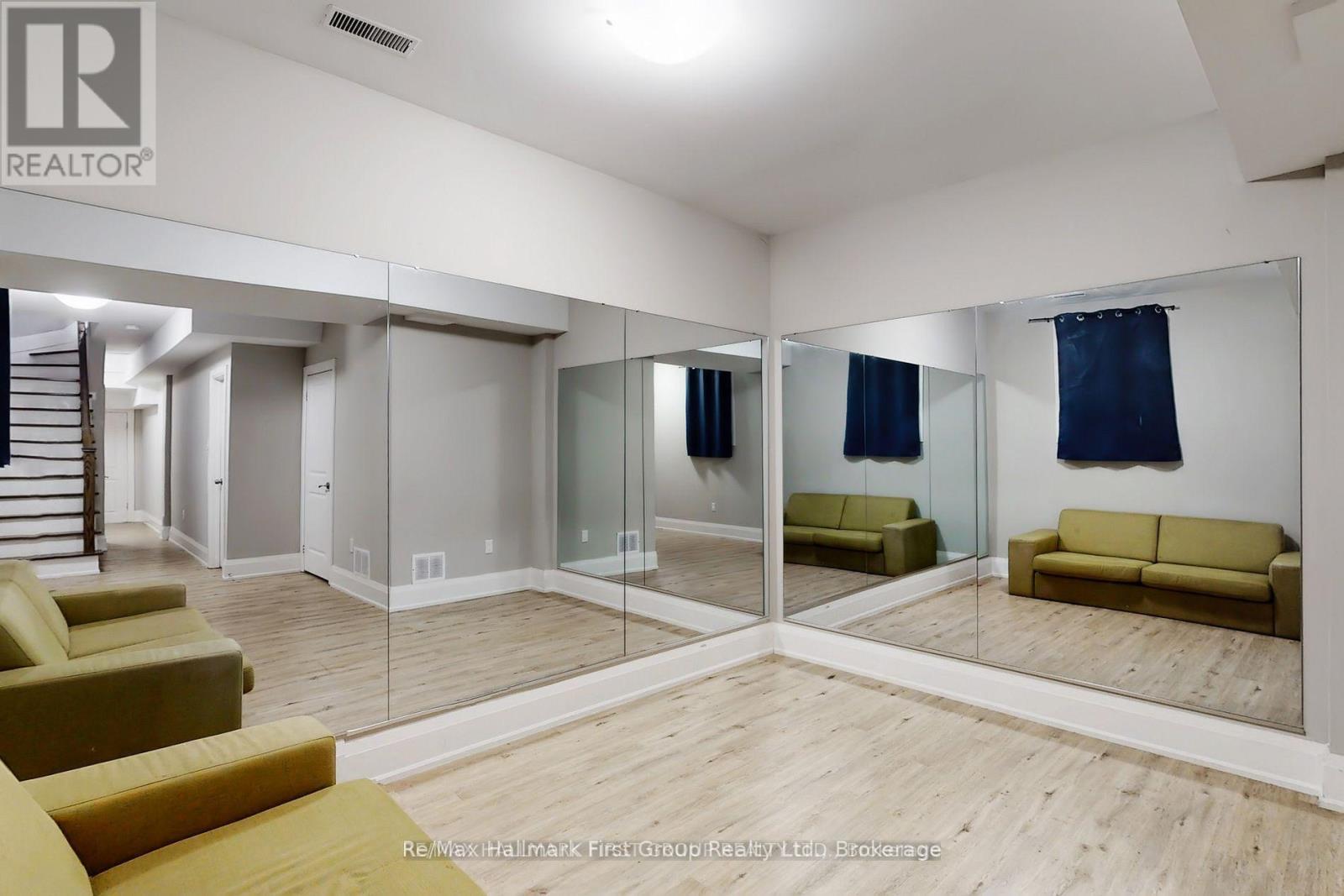2 Helen Avenue, Toronto, Ontario  M6N 2B4 - Photo 29 - W13169000