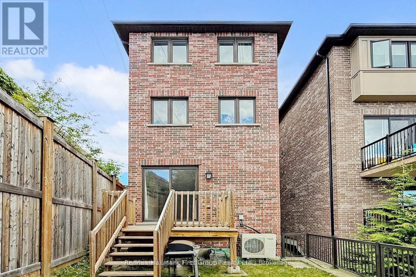 2 Helen Avenue, Toronto, Ontario  M6N 2B4 - Photo 32 - W13169000