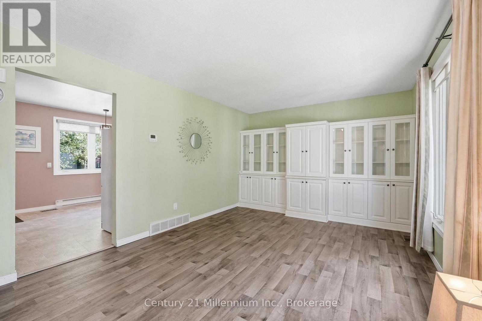 553 Scott Street, Kincardine, Ontario N2Z 1V2 - Photo 9 - X13169166