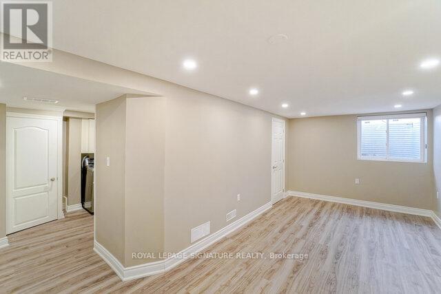 7102 Salme Drive, Mississauga, Ontario  L5N 5C7 - Photo 6 - W13127610