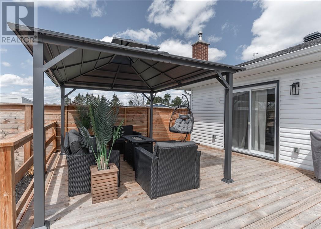 3977 Wayne Crescent, Val Caron, Ontario  P3N 1J6 - Photo 18 - 2128014