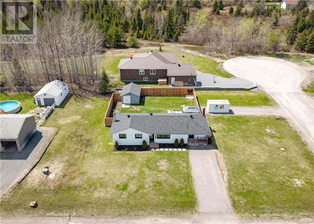 3977 Wayne Crescent, Val Caron, Ontario  P3N 1J6 - Photo 21 - 2128014