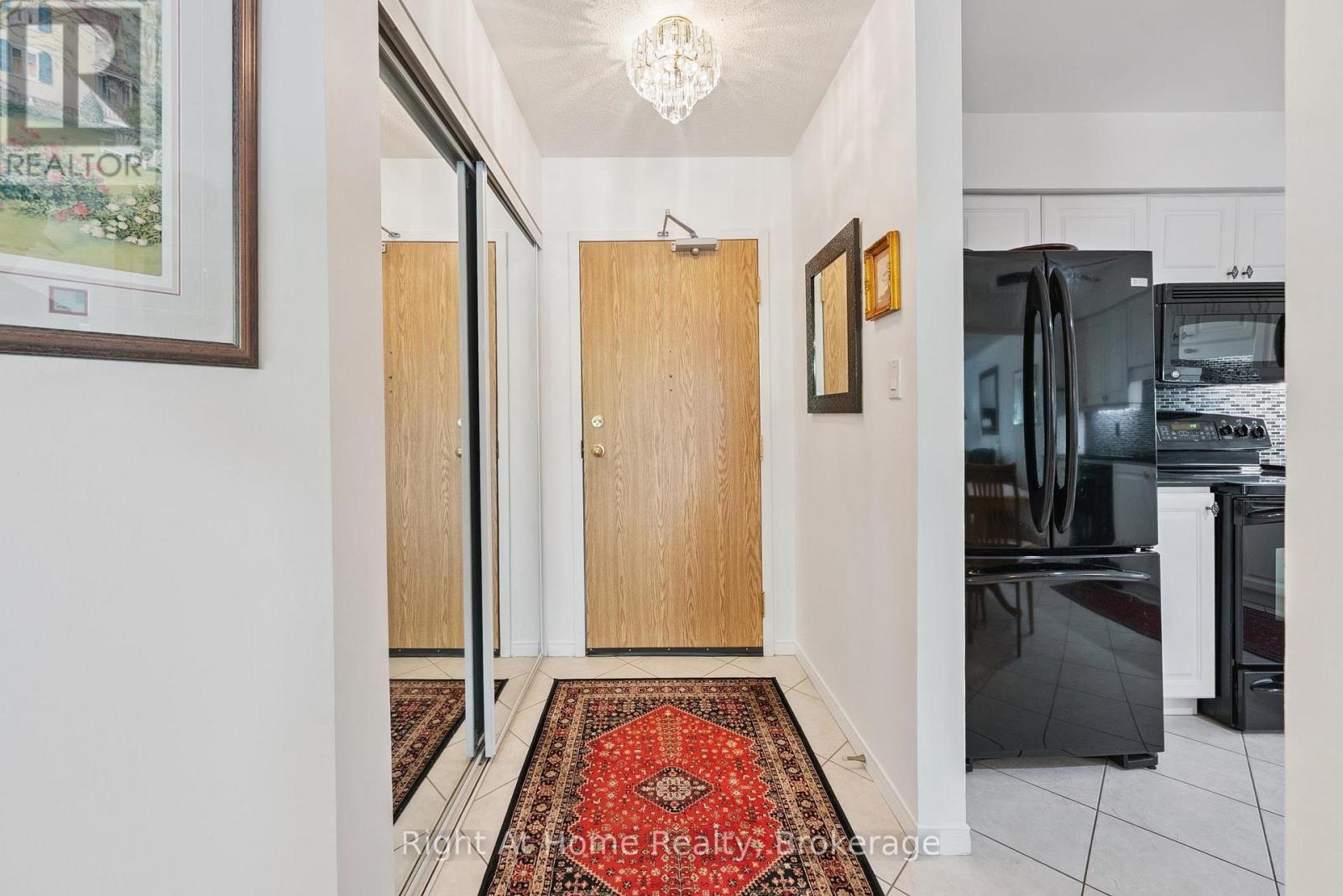 122b - 1099 Clonsilla Avenue, Peterborough, Ontario  K9J 8L8 - Photo 4 - X13169052