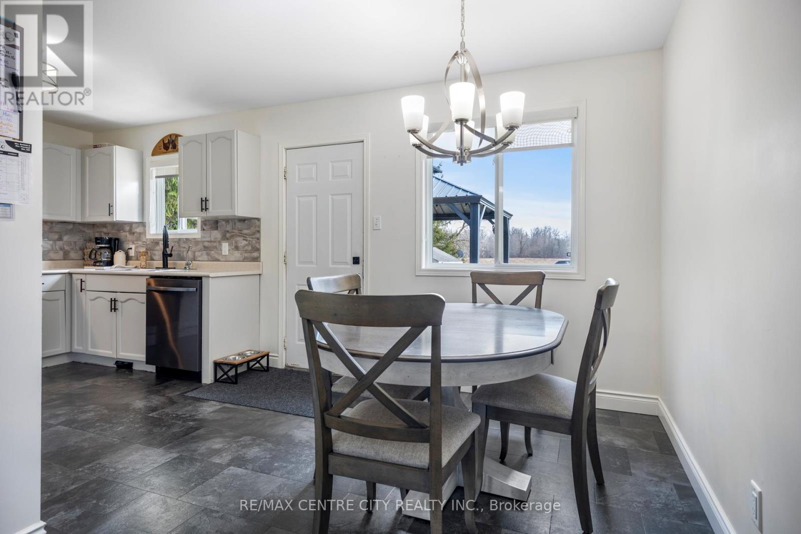 2623 Avon Drive, Malahide, Ontario  N0L 1B0 - Photo 8 - X13169054