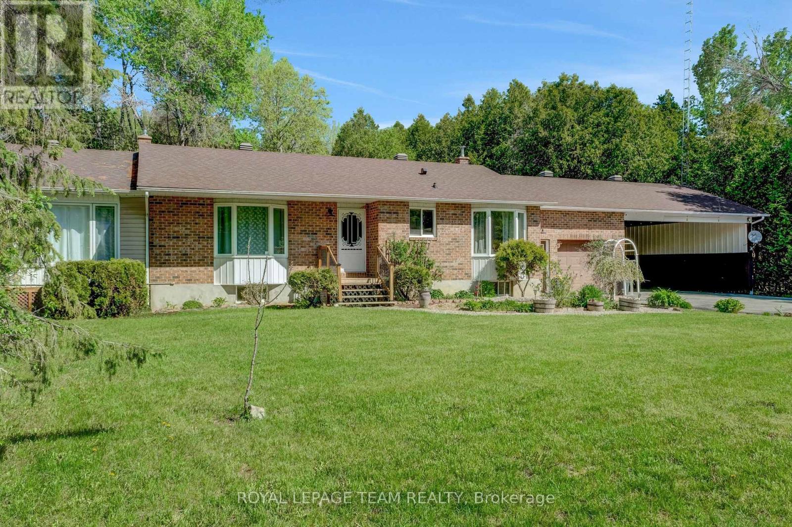 13025 Mackenzie Road, South Dundas, Ontario K0C 1H0 - Photo 2 - X13169024