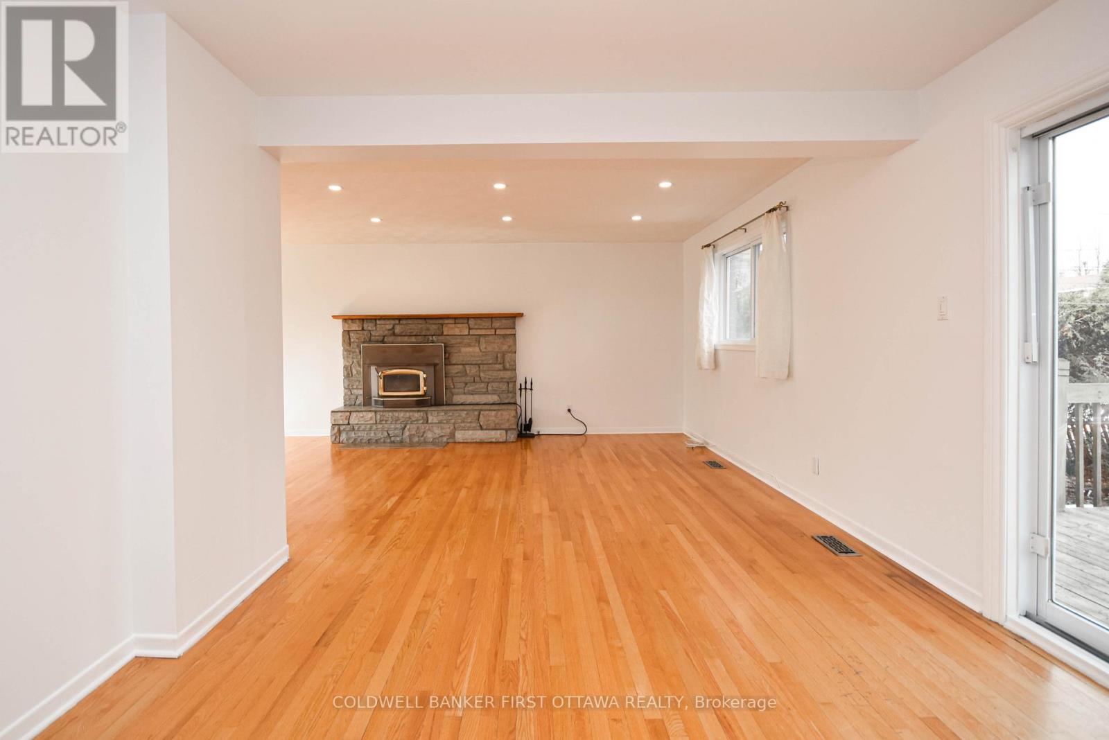 2061 Balharrie Avenue, Ottawa, Ontario  K1G 1G2 - Photo 10 - X13169164